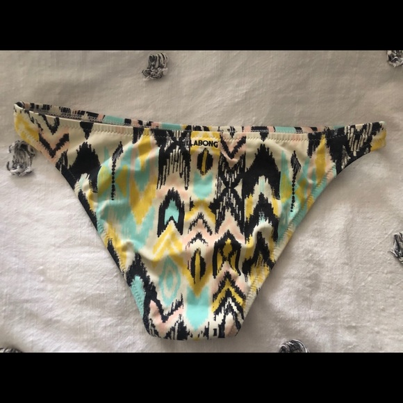 billabong bottoms - Picture 2 of 3